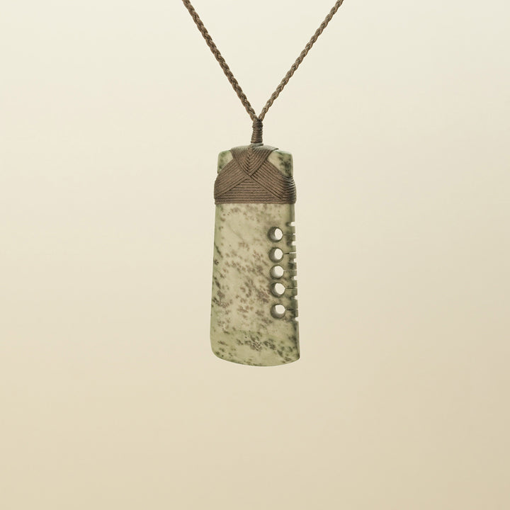 Notched Toki Kōkopu Large Pounamu Pendant