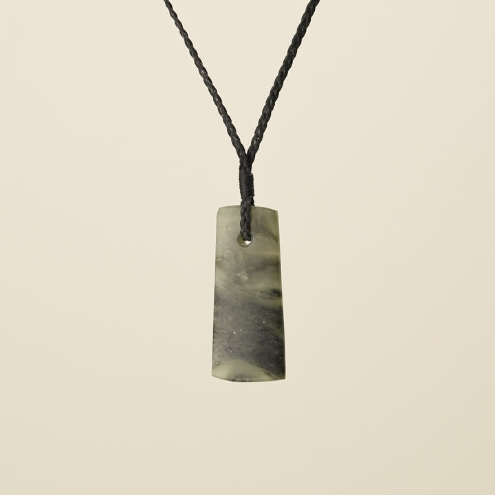 Toki Kōkopu Pounamu Small Medium Pendant, Black Binding