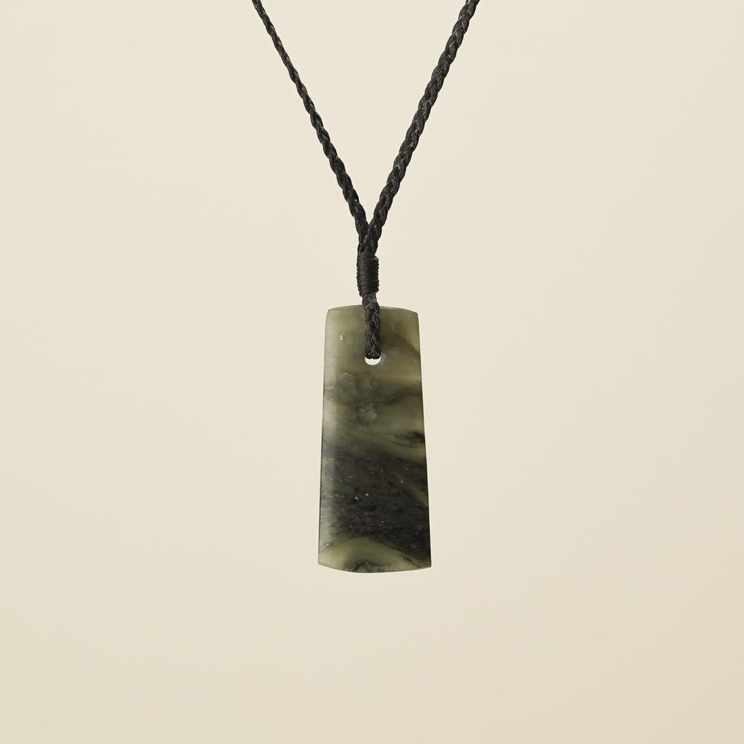Toki Kōkopu Pounamu Small Medium Pendant, Black Binding