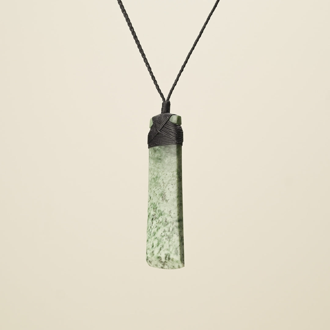 Toki Kōkopu Pounamu Large Pendant