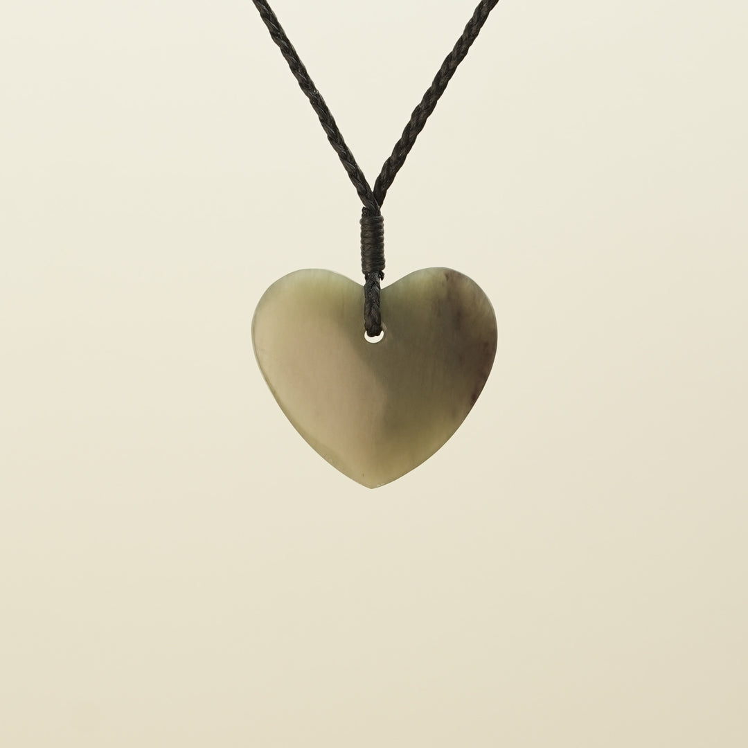 Manawa Inanga Pounamu Small Medium Pendant