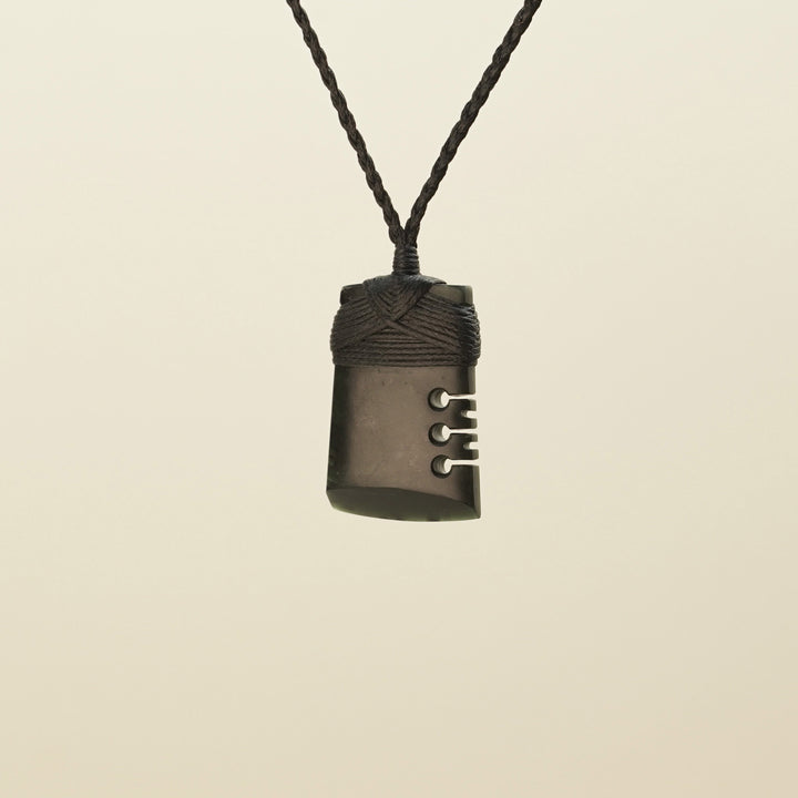 Notched Toki Kawakawa Small Pounamu Pendant