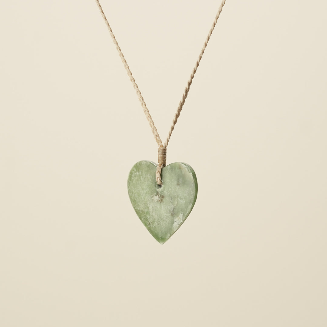 Medium Kahurangi Pounamu Heart