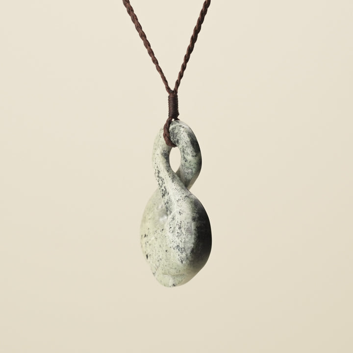 Pikorua Kōkopu Pounamu – Large