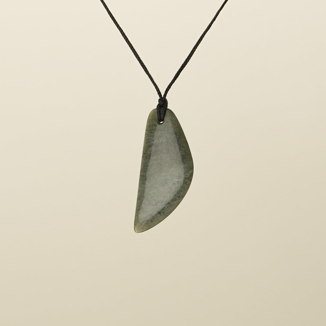 Tangiwai Bowenite Freeform Medium Pounamu Pendant