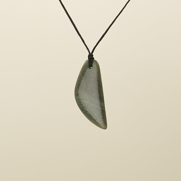 Tangiwai Bowenite Freeform Medium Pounamu Pendant
