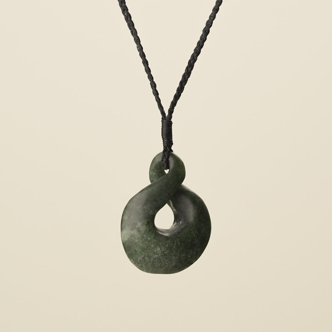 Pikorua Kōkopu Pounamu Medium