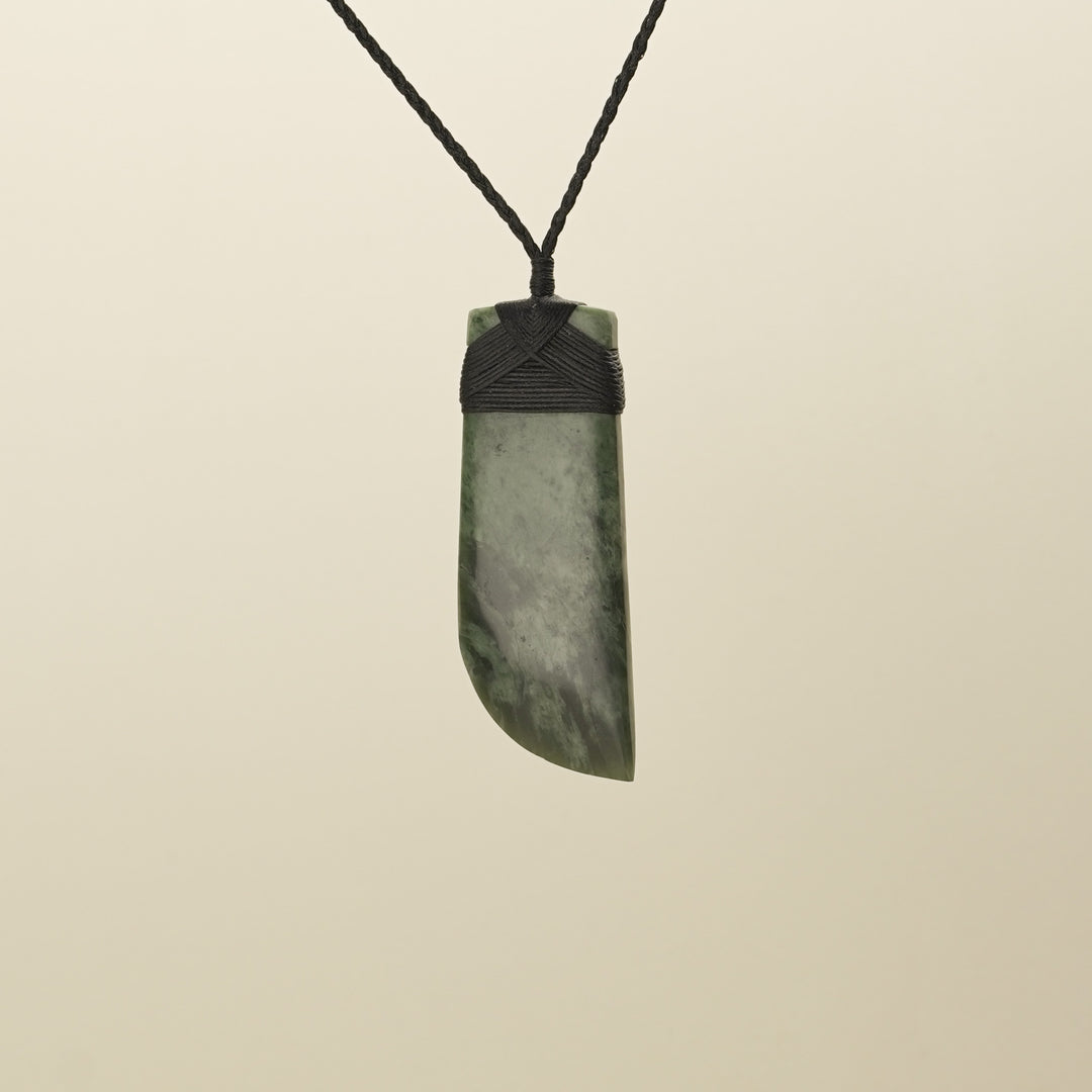 Toki Inanga Extra Large Pounamu Pendant