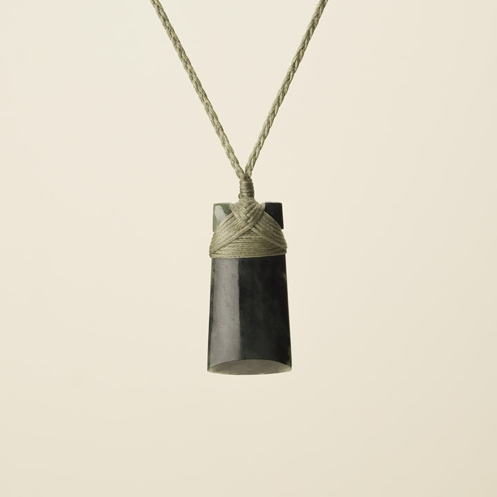 Toki Pounamu Small, Khaki Binding