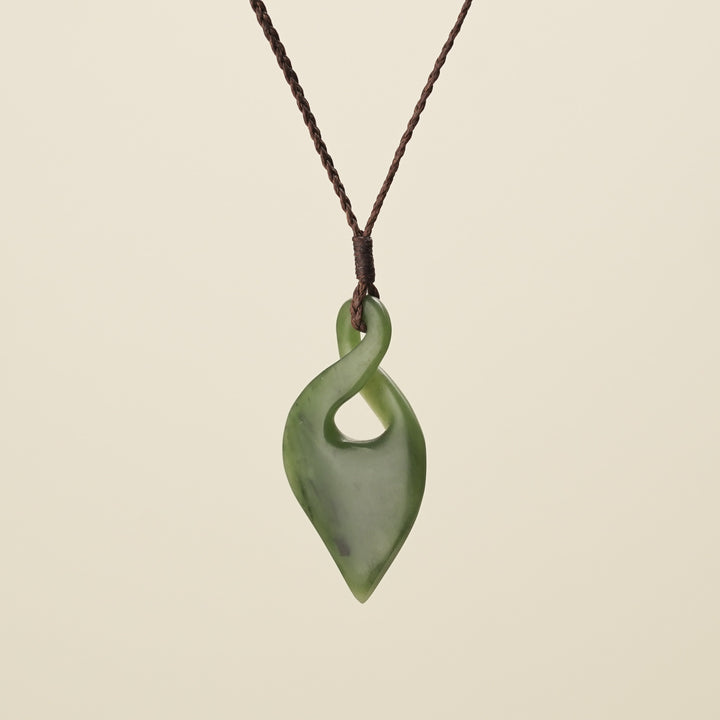 Pikorua Kawakawa Pounamu Large, Brown Binding