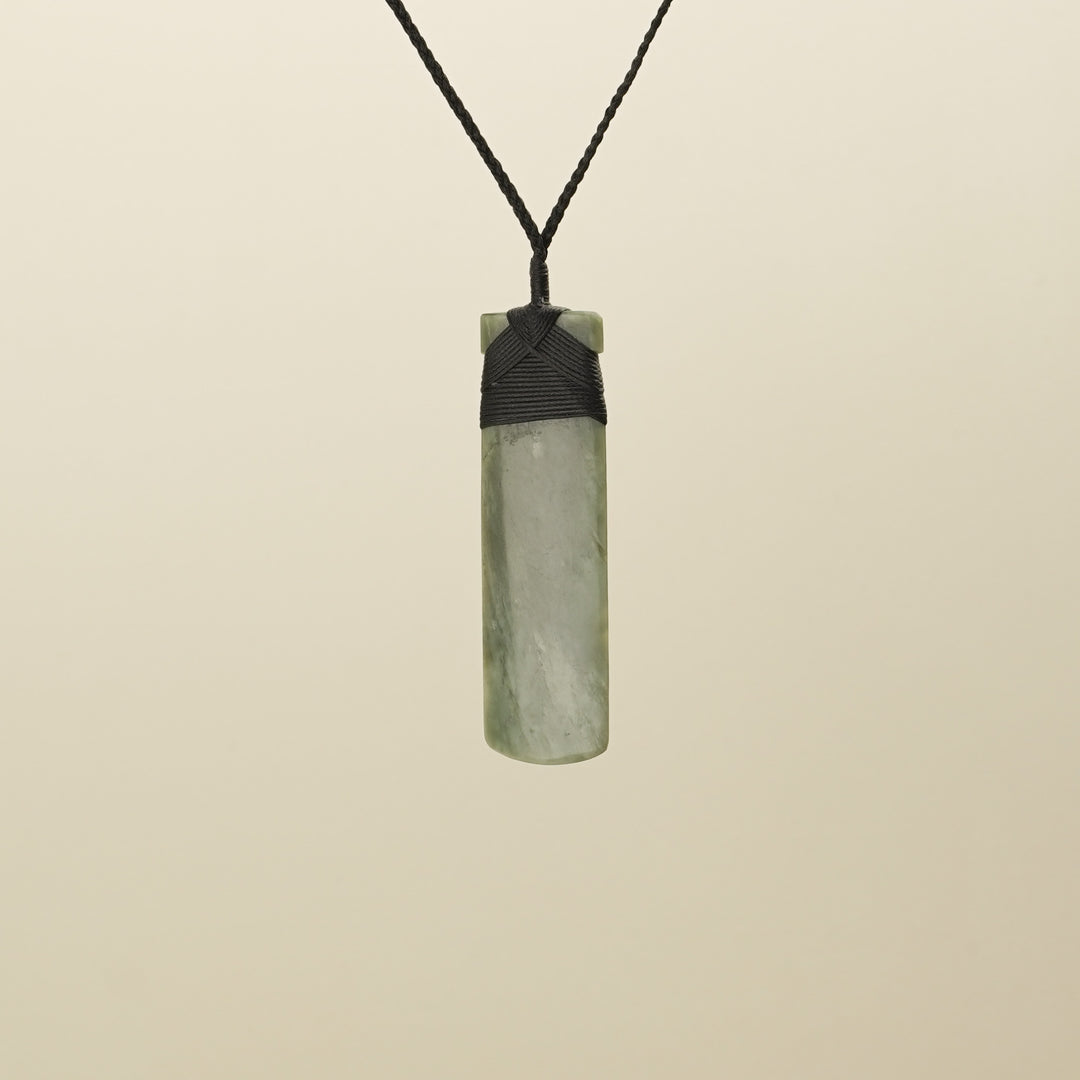 Toki Medium Inanga Whakarei Pounamu Pendant