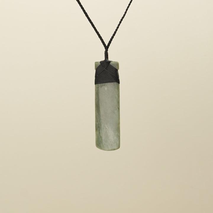 Toki Medium Inanga Whakarei Pounamu Pendant