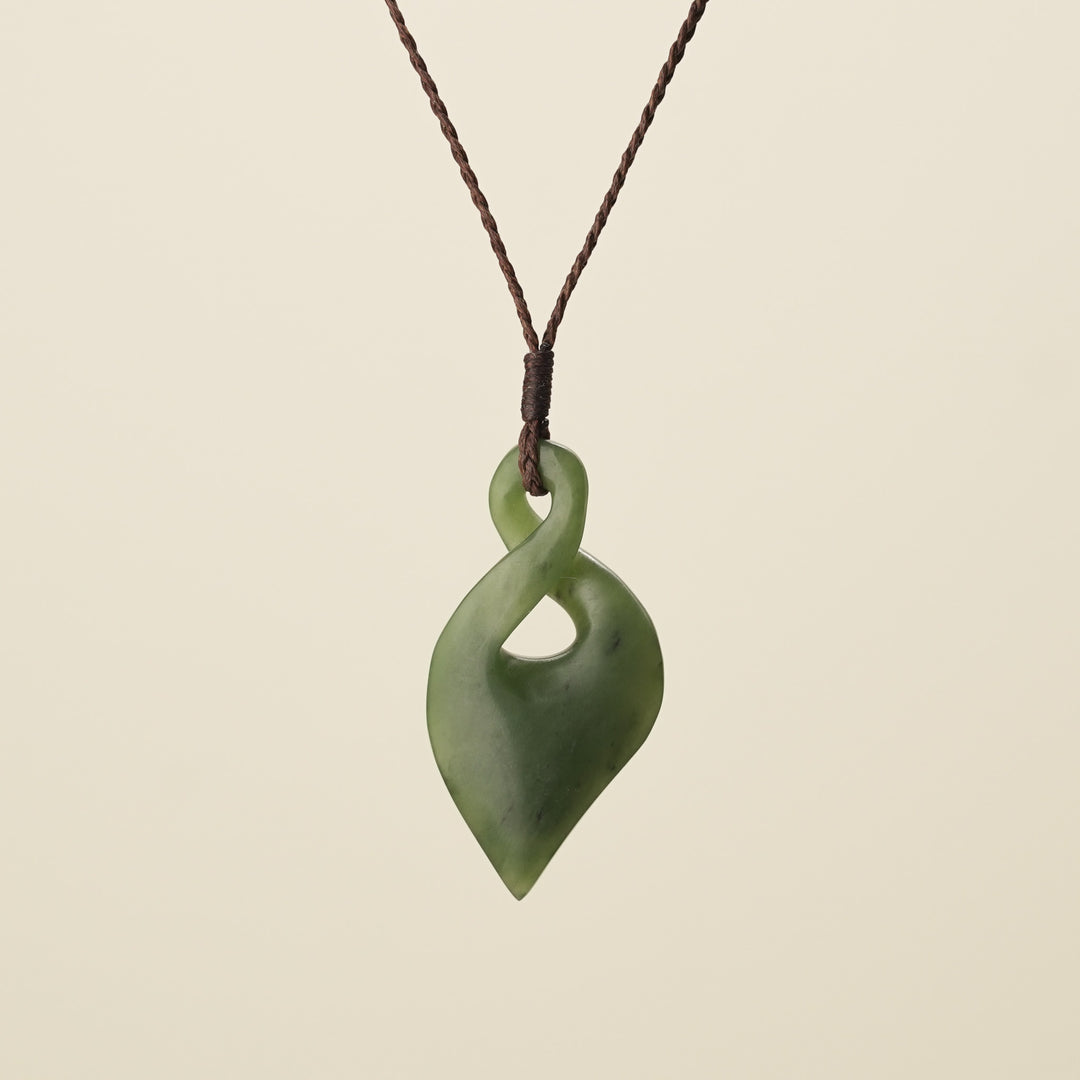 Pikorua Kawakawa Pounamu Large, Brown Binding