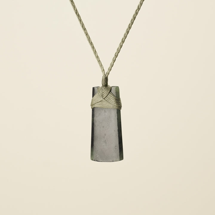 Toki Pounamu Small, Khaki Binding