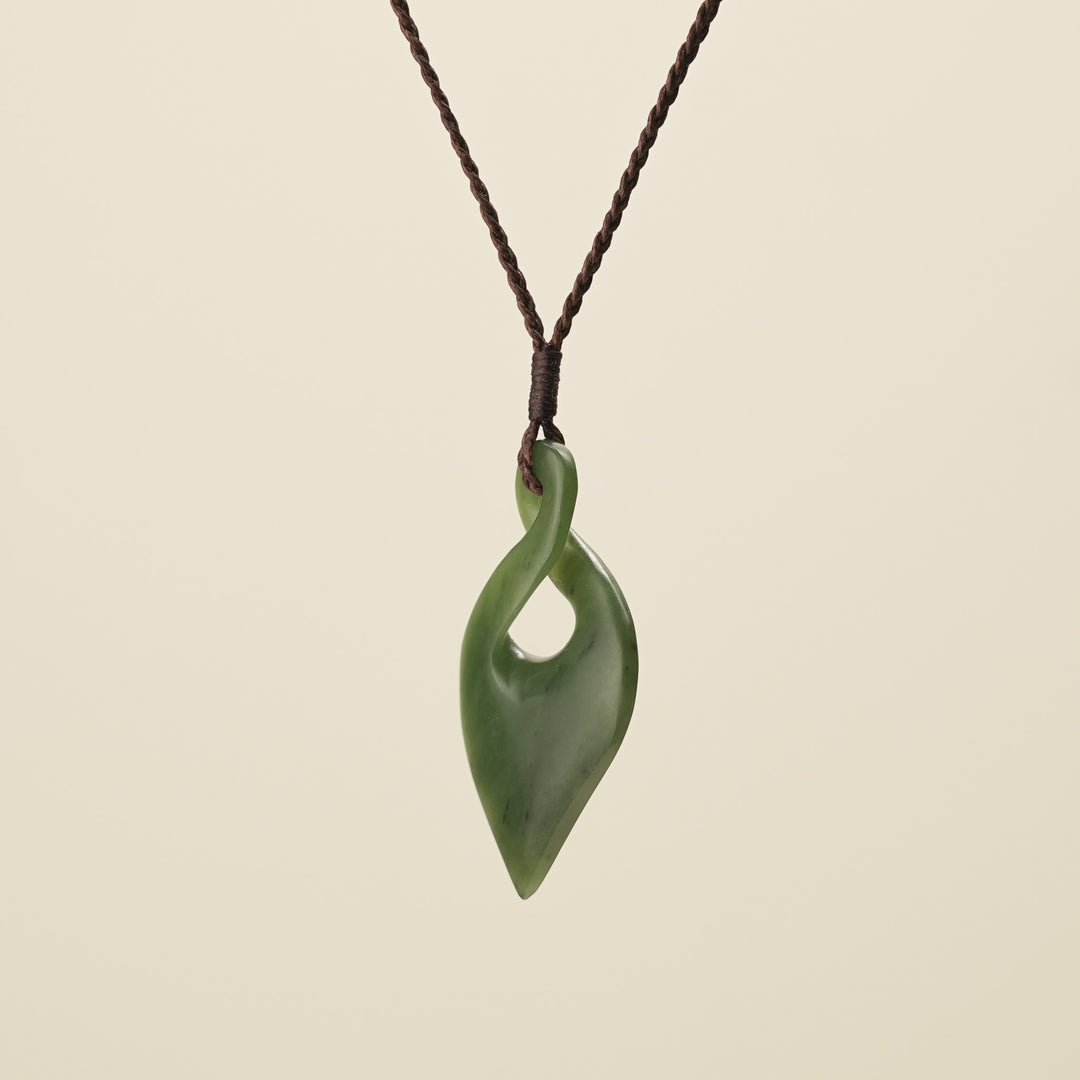 Pikorua Kawakawa Pounamu Large, Brown Binding