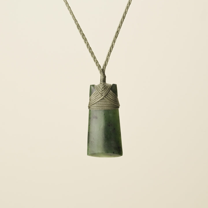 Toki Pounamu Small, Khaki Binding