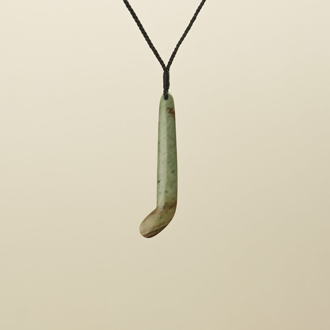 Kapeu Inanga Raukaraka Pounamu Medium Pendant