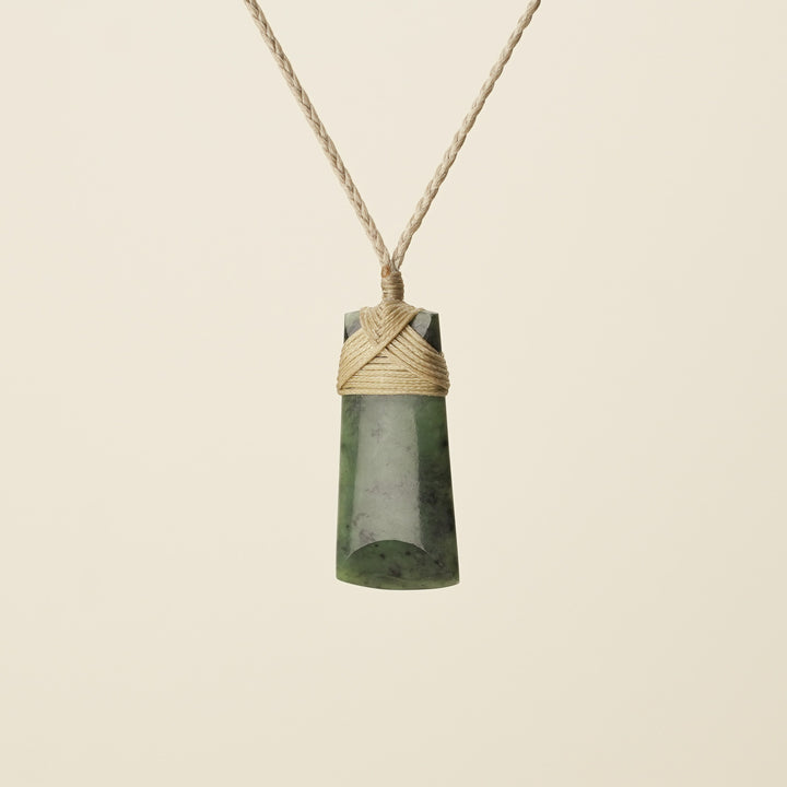 Toki Pounamu Small, Tan Binding