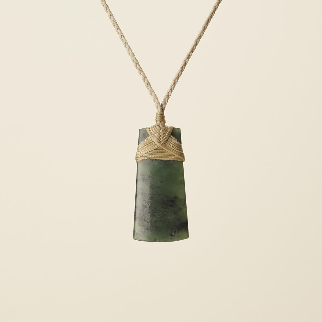 Toki Pounamu Small, Tan Binding