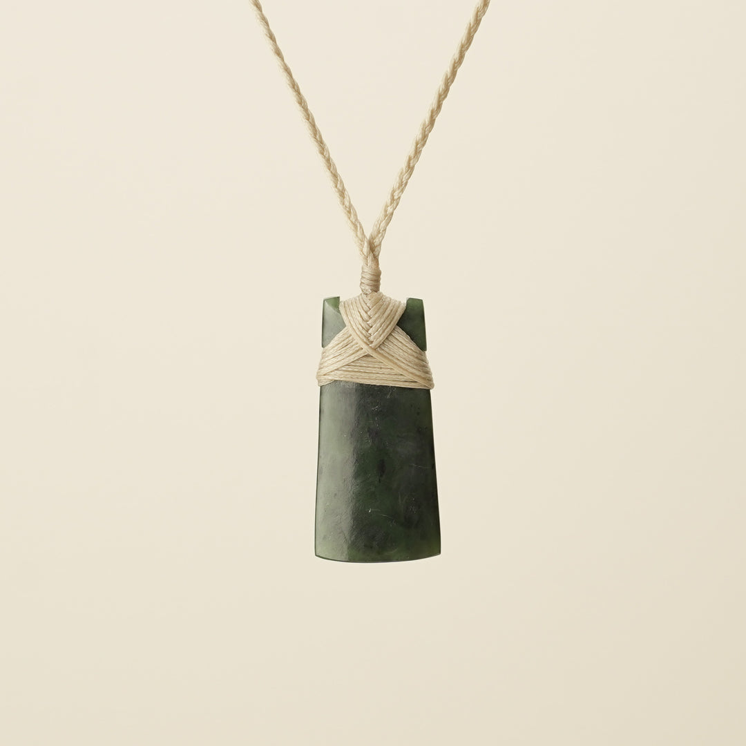 Toki Pounamu Small, Tan Binding