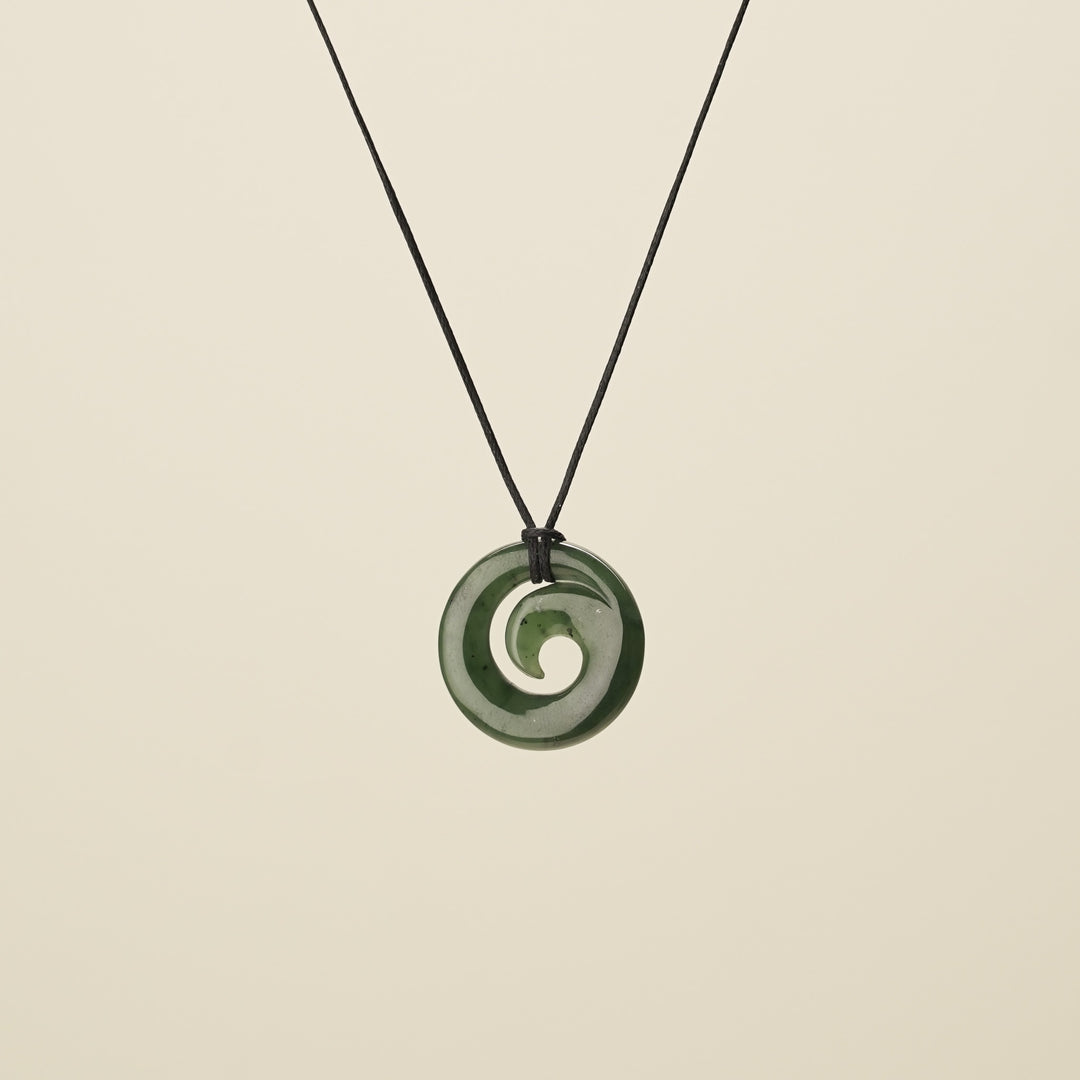 Koru – Greenstone Extra Small Pendant