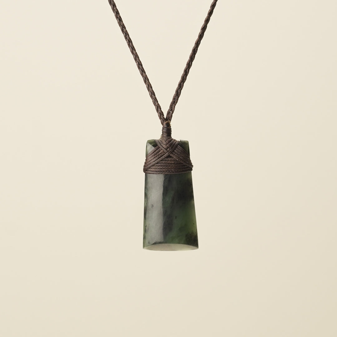 Toki Pounamu Small, Brown Binding