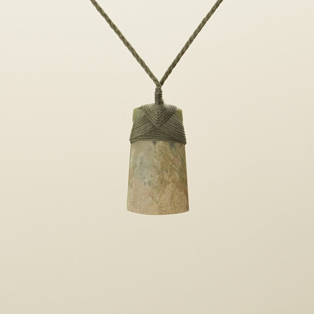 Toki Raukaraka Pounamu Medium Pendant