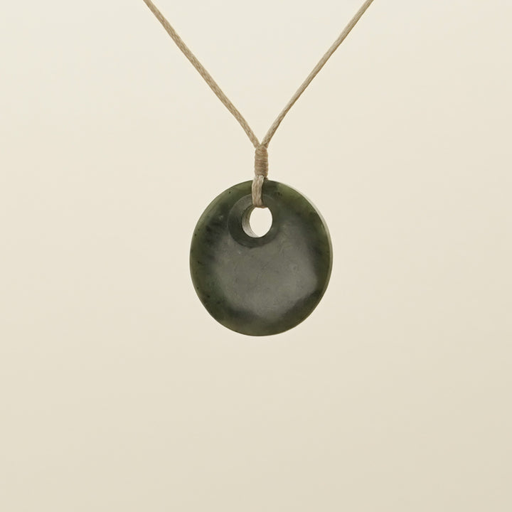 Porowhita Kawakawa Pounamu Pendant