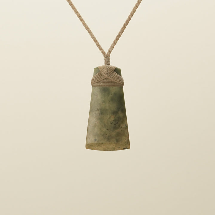 Toki Raukaraka Medium Pounamu Pendant