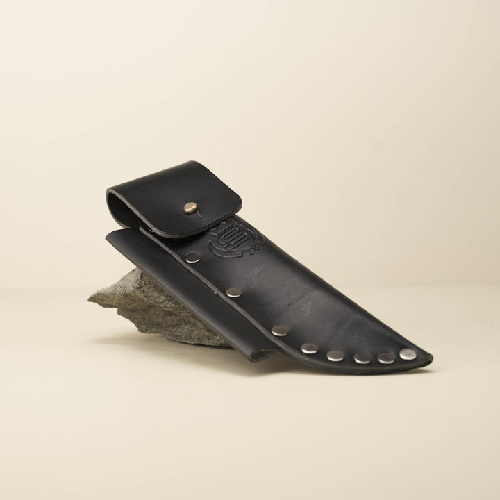 Pounamu Knife Bird & Trout 3 1/2"