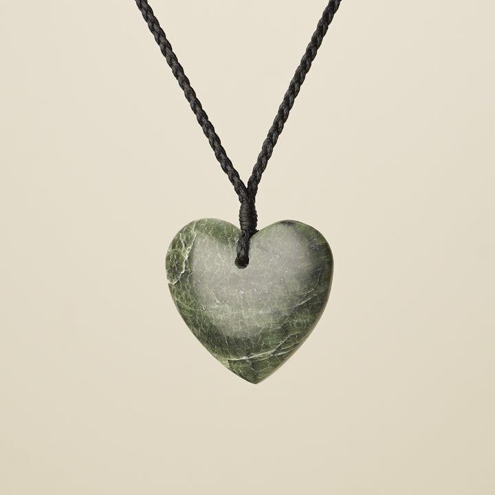 Heart Kawakawa Pounamu Large – Pendant I