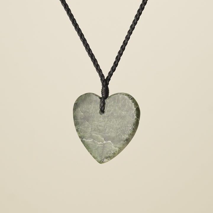 Heart Kawakawa Pounamu Large – Pendant I