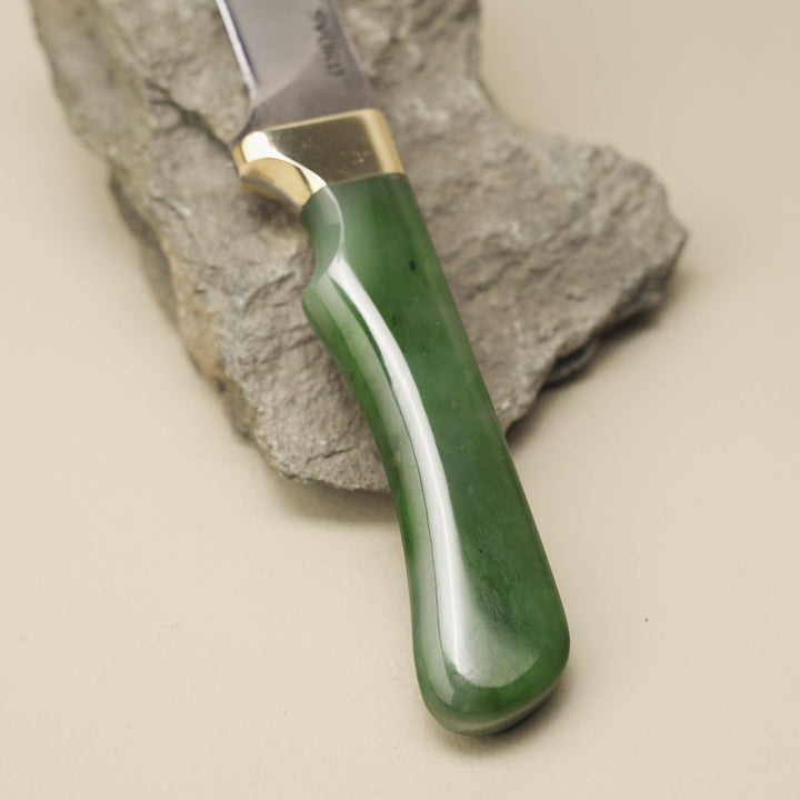 Pounamu Knife Bird & Trout 3 1/2"