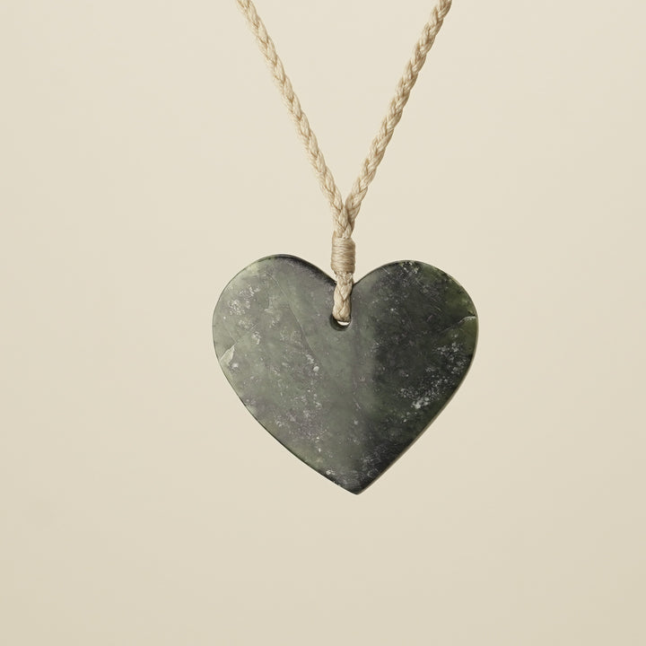 Heart Kawakawa Pounamu Large – Pendant