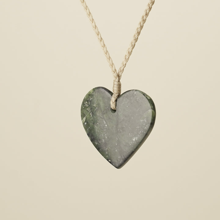 Heart Kawakawa Pounamu Large – Pendant