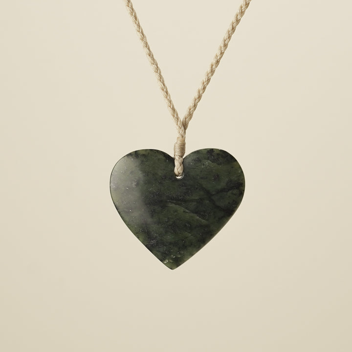 Heart Kawakawa – Pounamu Large Pendant
