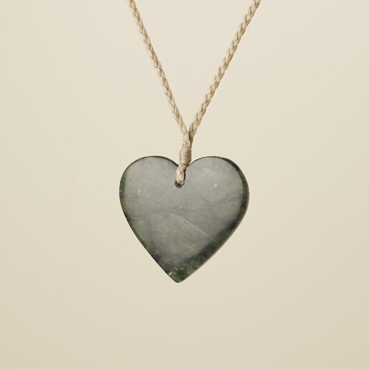 Heart Kawakawa – Pounamu Large Pendant