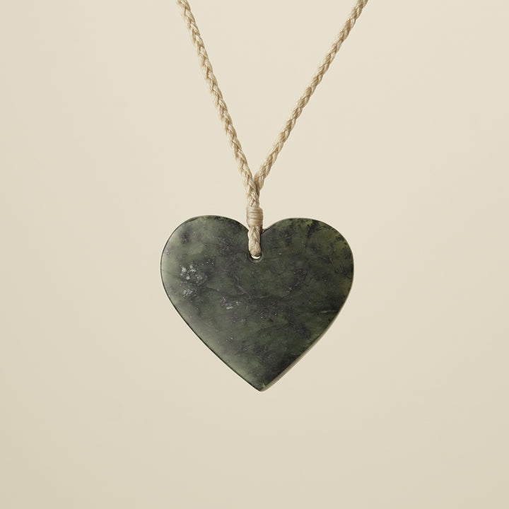 Heart Kawakawa – Pounamu Large Pendant