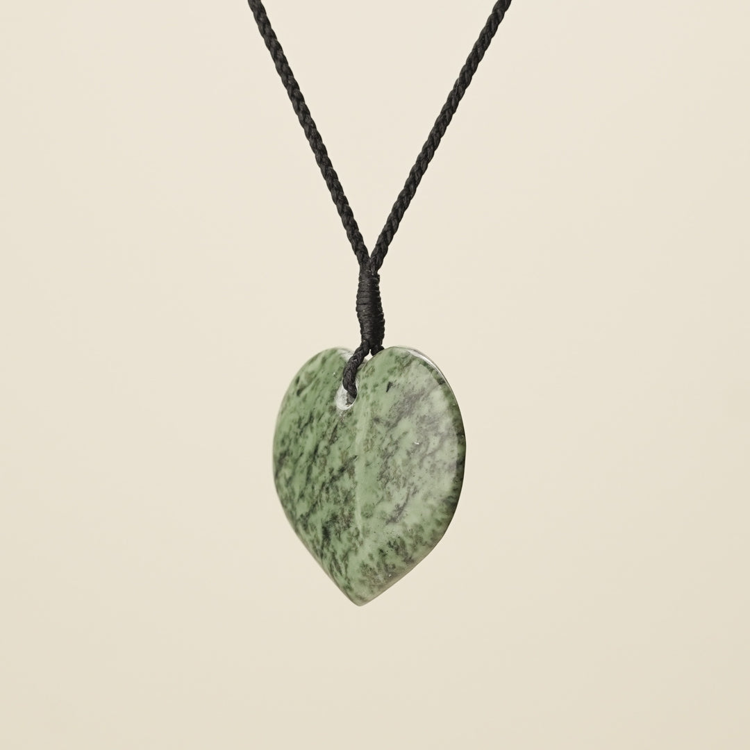 Heart Kōkopu Pounamu Large Pendant