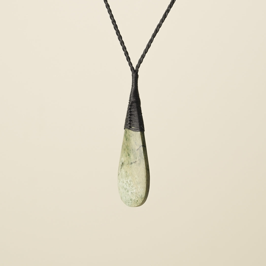 Roimata Teardrop Raukaraka Medium Pendant