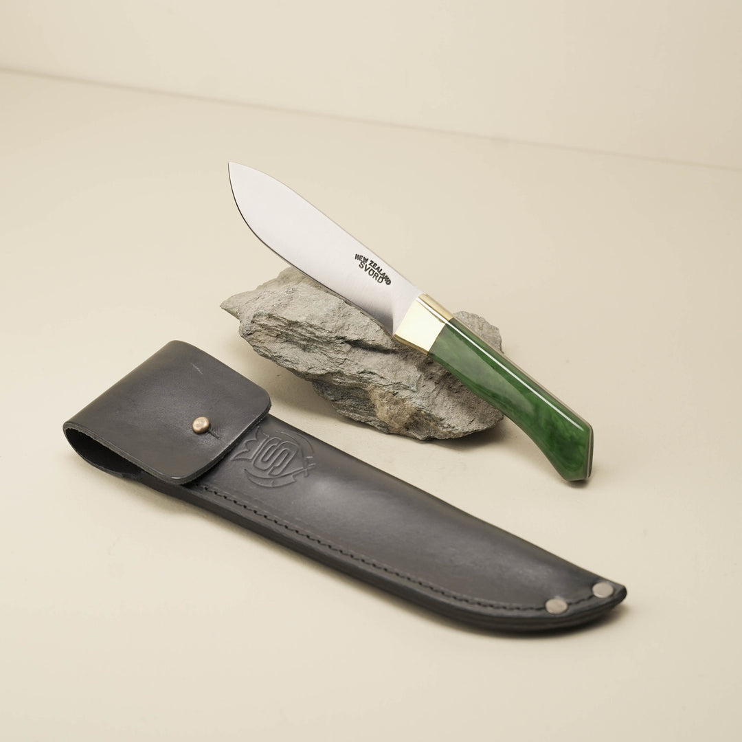 Pounamu Knife Utility Skinner 5"