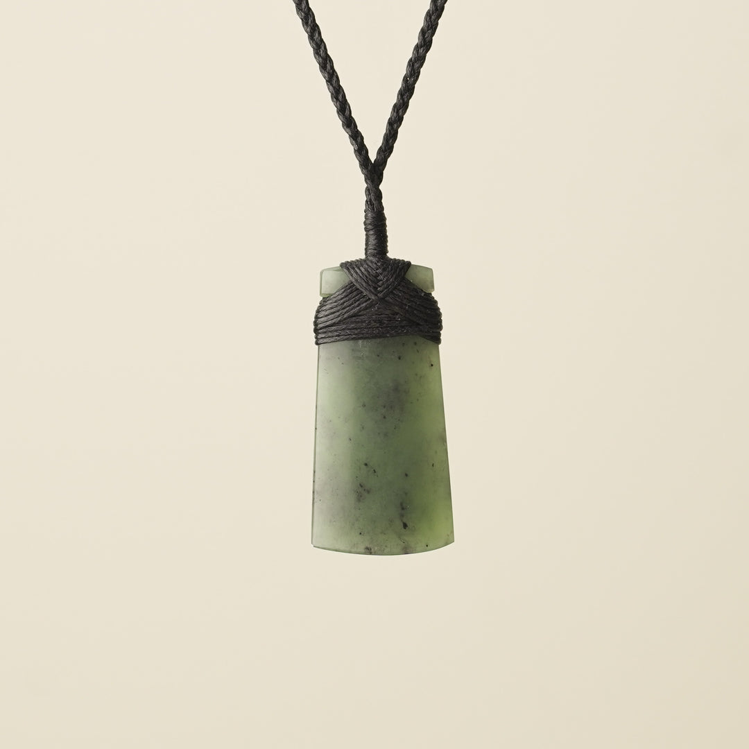 Toki Kawakawa – Matte Pounamu Small