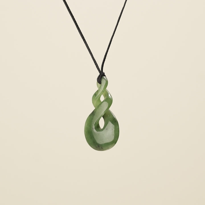 Pikorua Pounamu Medium Pendant