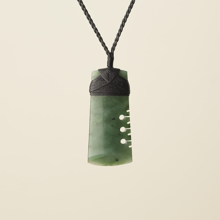 Notched Toki Kawakawa Pounamu Medium Large Pendant