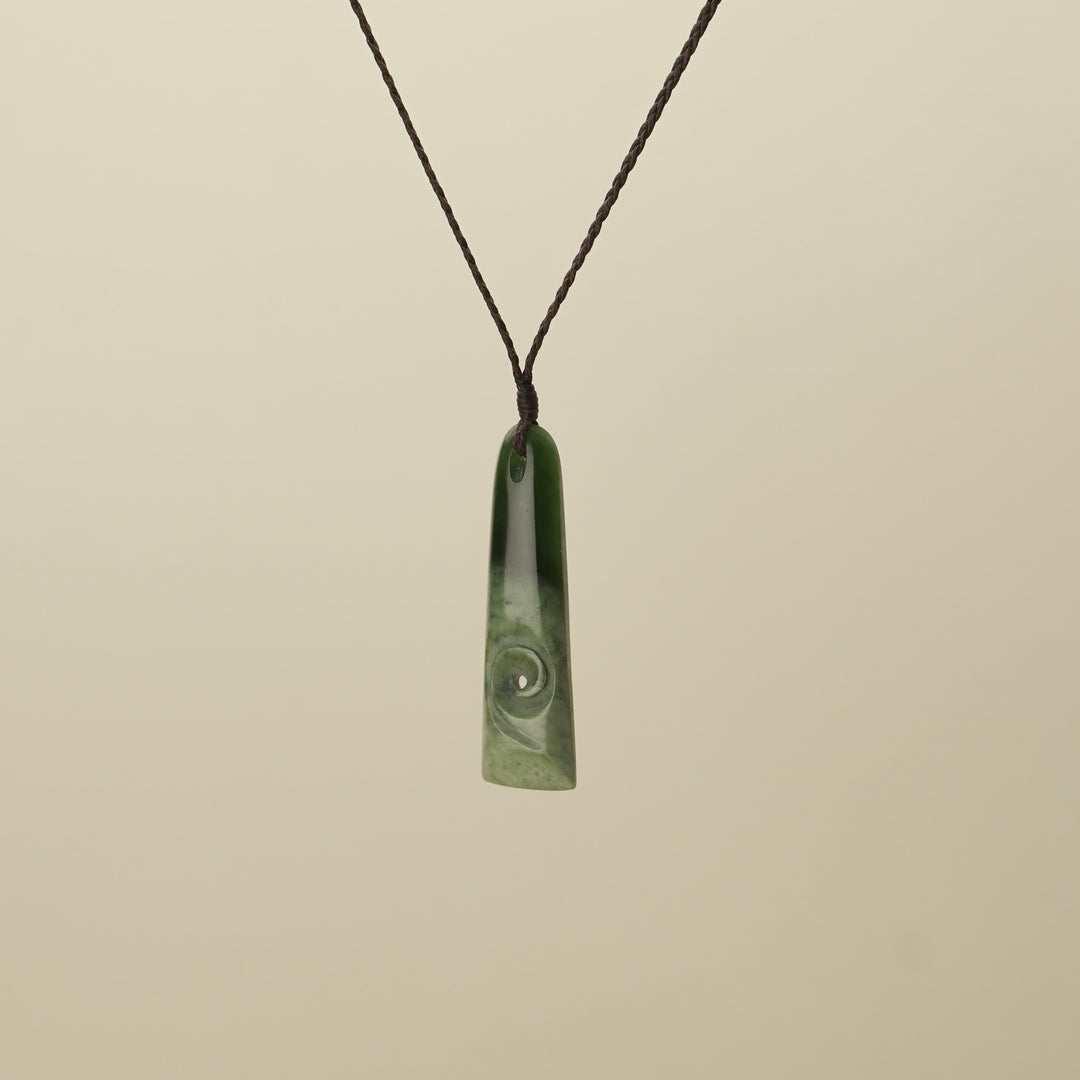 Pounamu Toki Koru Medium Pendant