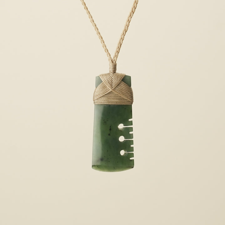 Notched Toki Kawakawa Pounamu Medium Pendant