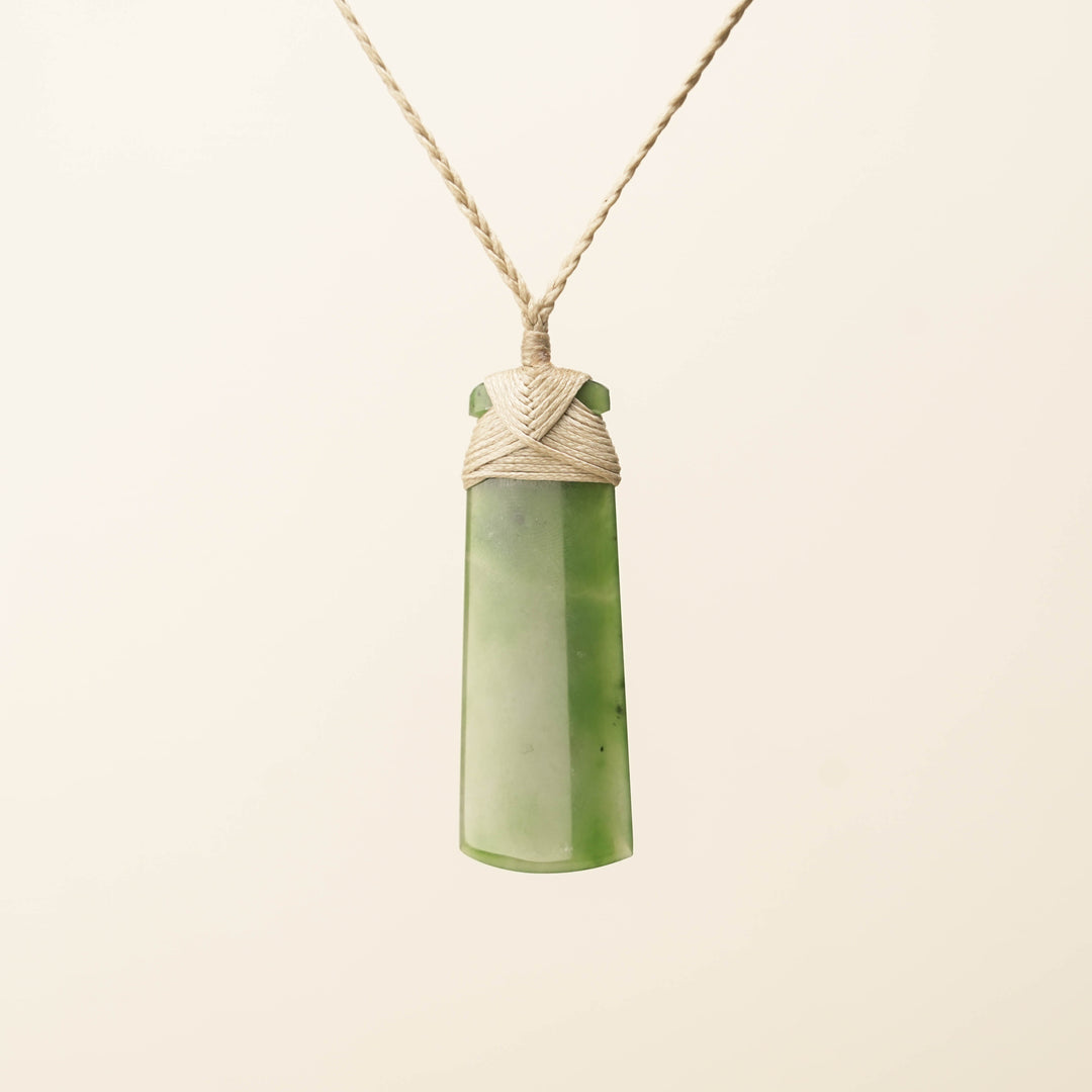 Kahurangi Medium Pounamu Toki Pendant, Tan Binding
