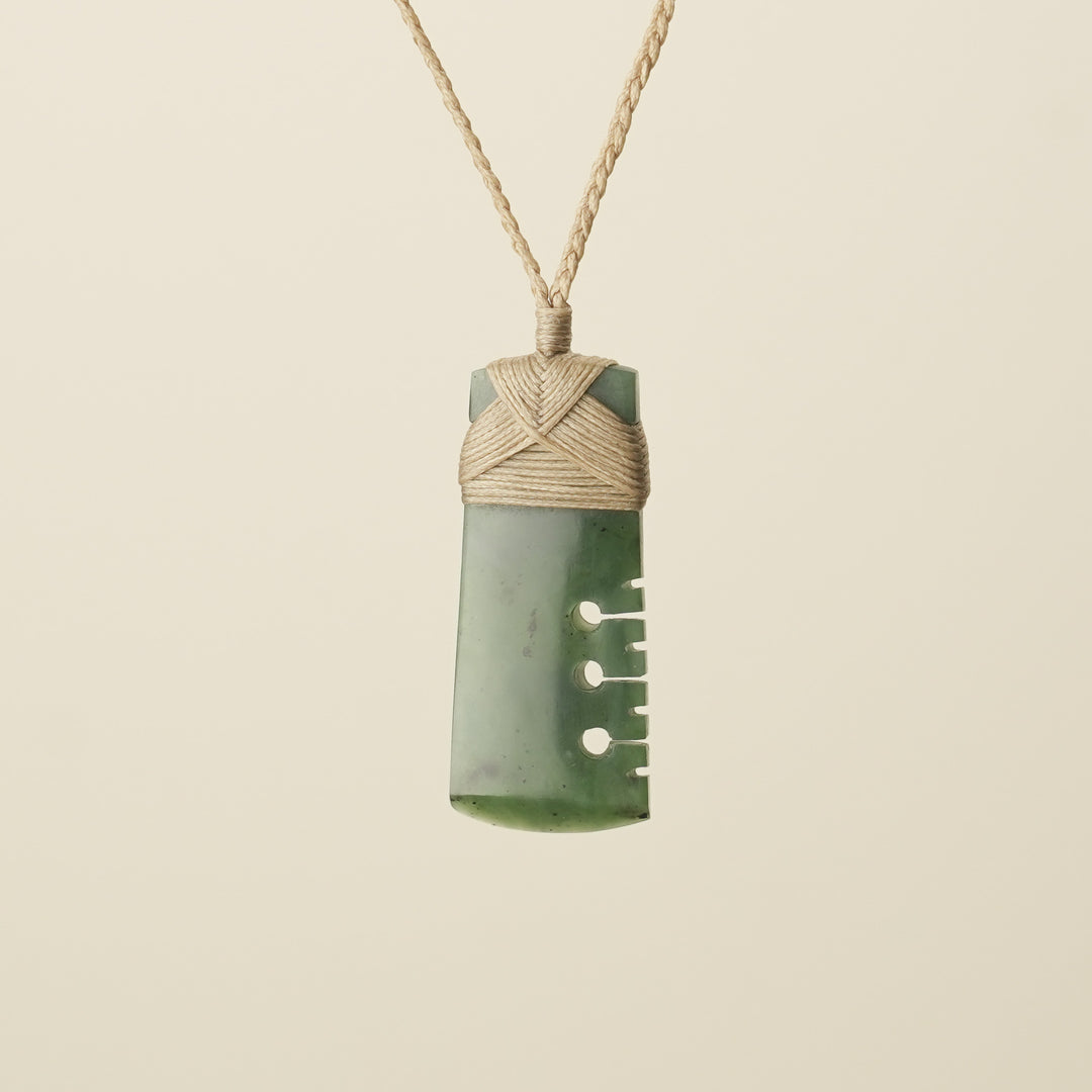 Notched Toki Kawakawa Pounamu Medium Pendant