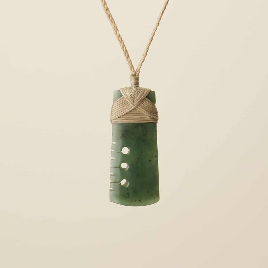 Notched Toki Kawakawa Pounamu Medium Pendant