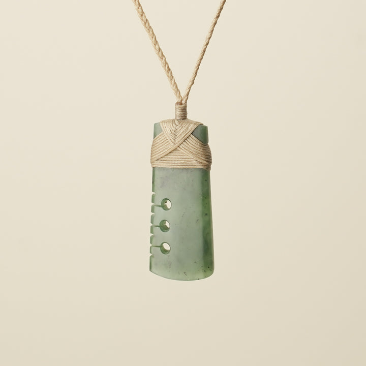 Notched Toki Kawakawa Pounamu Medium Pendant